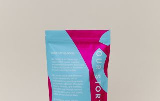 she-brews-rwanda-natural-single-origin-back-12oz-unsung-roasters Back of She Brews Rwanda Natural Single Origin Coffee 12oz bag highlighting the roaster’s story and mission to empower women transitioning out of incarceration.